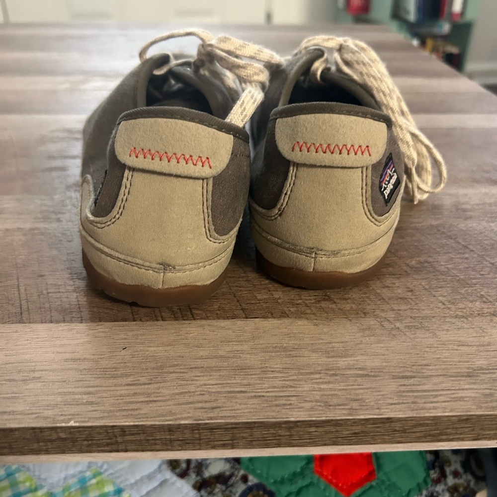 Patagonia Gray and Cream Sneakers - Picture 3 of 5